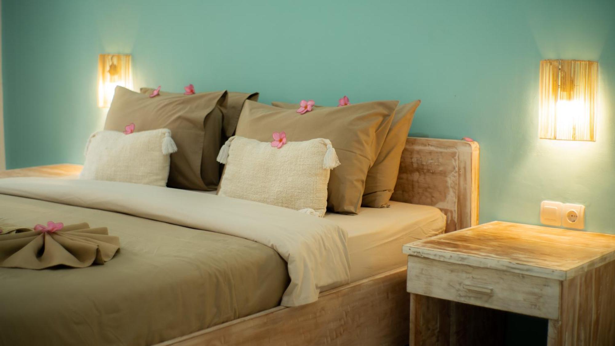 The White Bay Lombok Homestay *